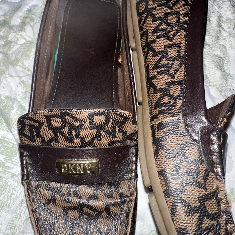 DKNY Patterned Brown and Black Loafers